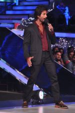 Shahid Kapoor on the sets of Jhalak 6 in Mumbai on 27th Aug 2013,1 (21).JPG